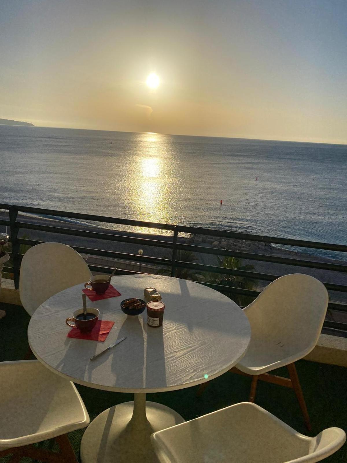 Nice Baie Des Anges Promenade Des Anglais Exteriör bild
